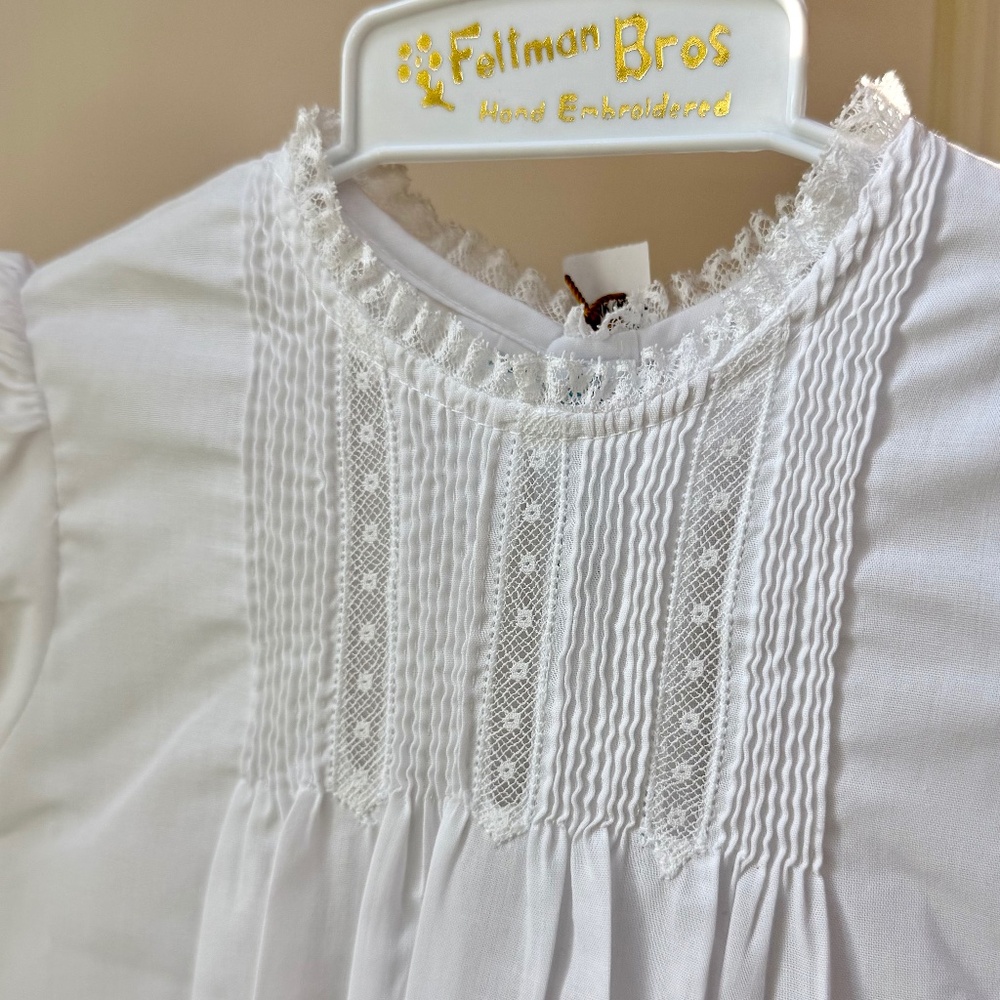 NWT - Feltman Brothers Pintucks & Lace Bubble for Baby Girl - Picture 3 of 6